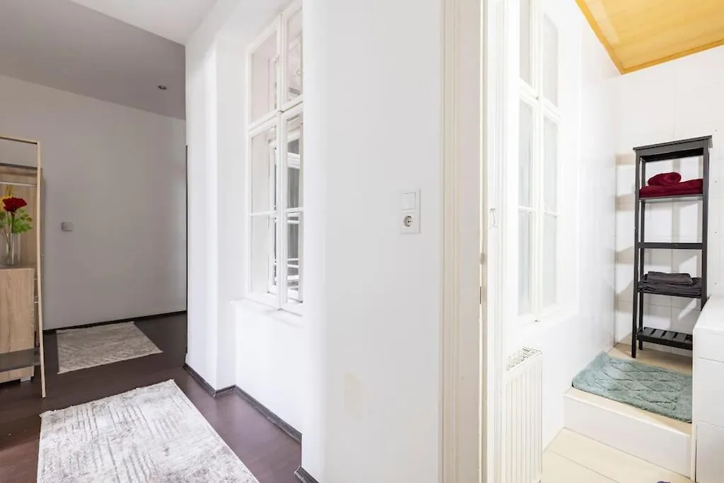 Charming Spacious Apartment Vienna 0*,  Austria